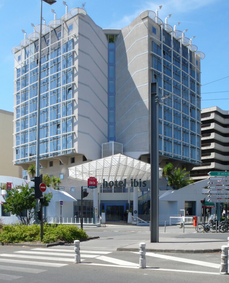 45 L’Hôtel Ibis Sauvegarder Meriadeck